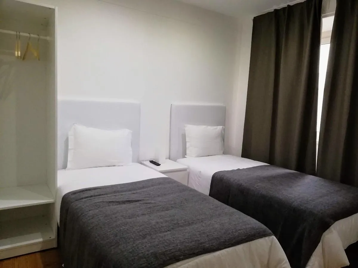 Apartamentos Internacional Coimbra 0*,